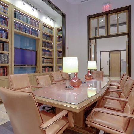 Prime Location Retreat Close To Dc And Metro Arlington Exterior photo